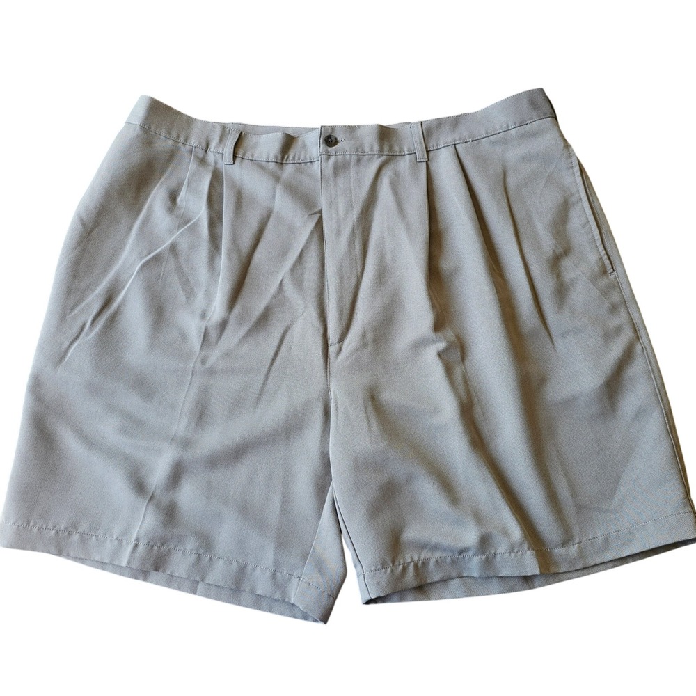 Croft & Barrow Mens Tan Gray Pleated Front Micro Textured Casual Shorts Size 44
